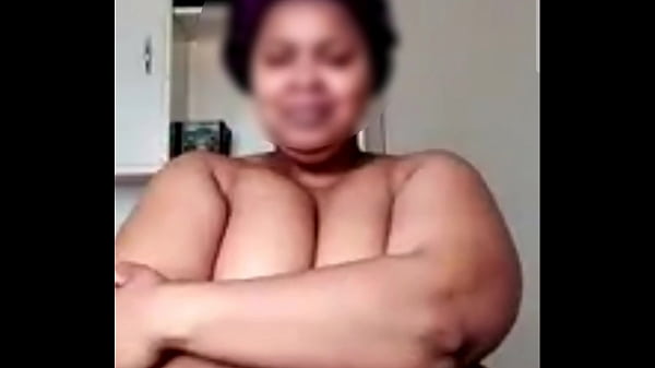 Ebony Washing Big Busty Tits on Live